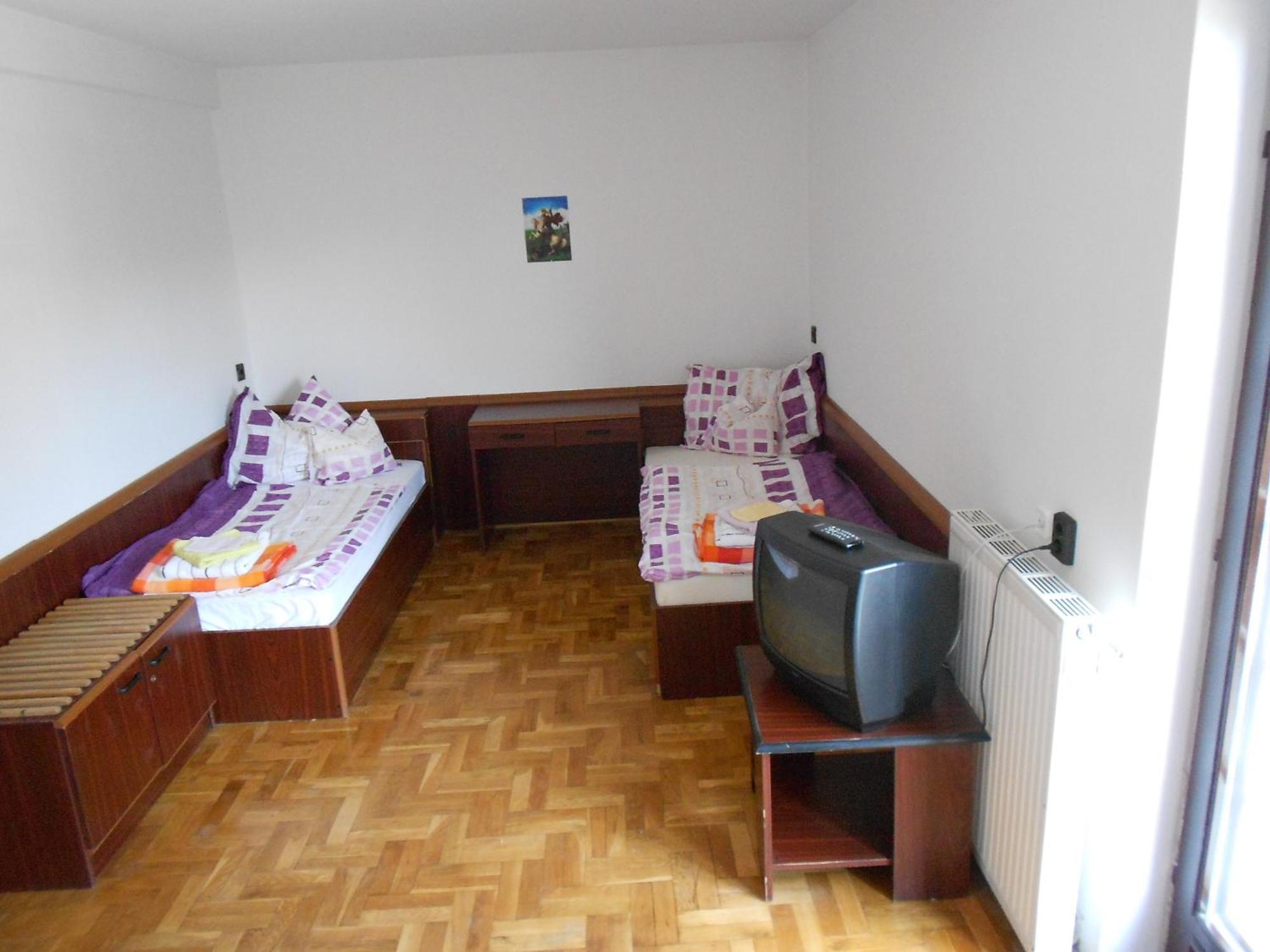 Peregrino Panzio Bed & Breakfast Budaors Bilik gambar