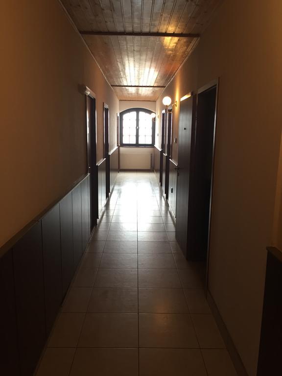 Peregrino Panzio Bed & Breakfast Budaors Luaran gambar